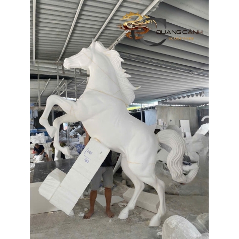 Khám Phá Đơn Vị Cung Cấp Mô Hình Mút Xốp Con Ngựa Giá Tốt 