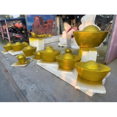 Mô Hình Cục Vàng Bằng Mút Xốp: Vật Phẩm "Hút Tài Lộc" Không Thể Thiếu Dịp Tết Nguyên Đán