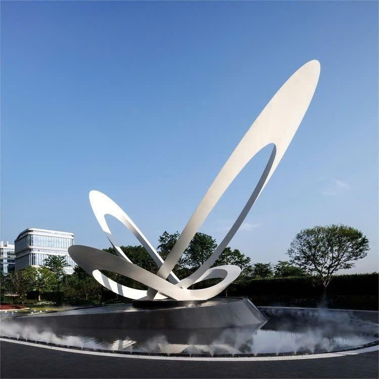 tuong-dai-composite-quy-mo-lon