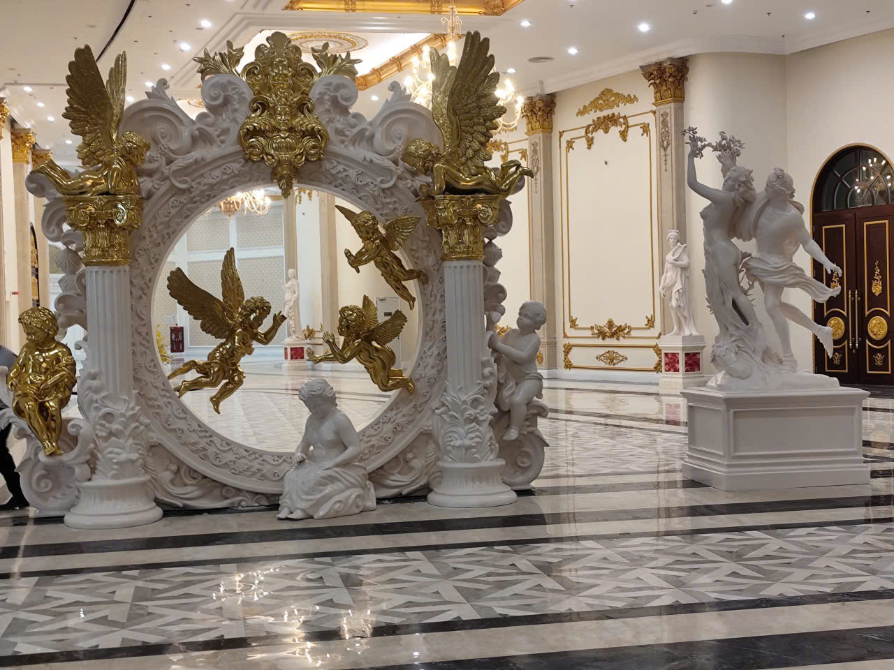 tuong-hinh-deco-su-kien-composite