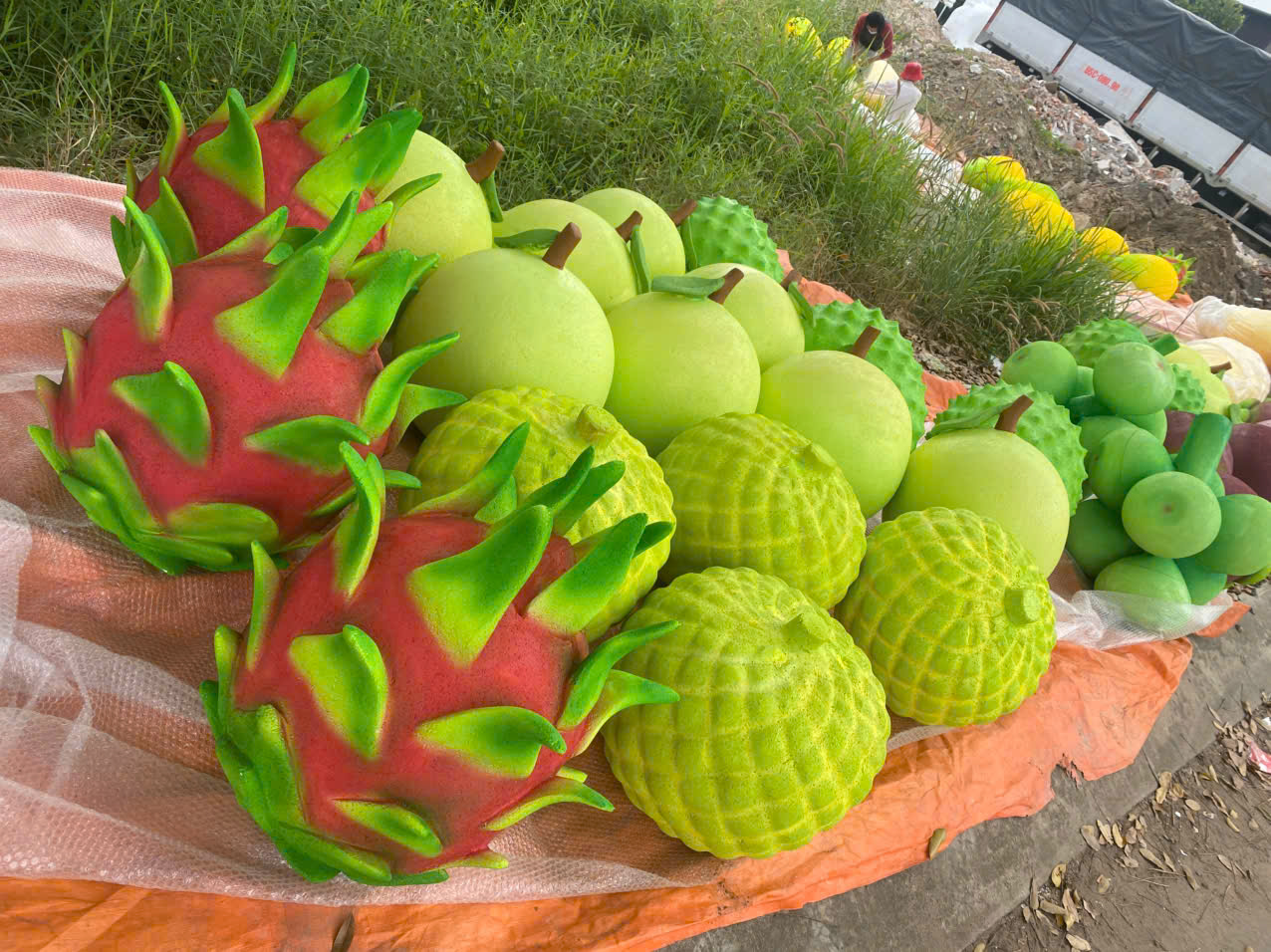 mô hình mút xốp trái cây khổng lồ