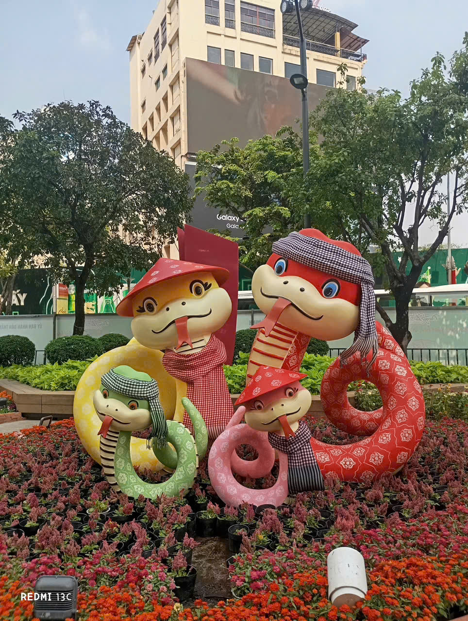 mo-hinh-mut-xop-theo-yeu-cau