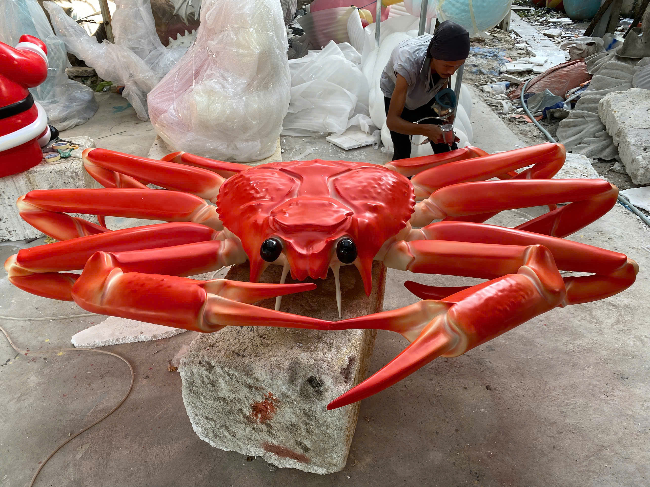 thi-cong-mo-hinh-mut-xop-trang-tri-su-kien