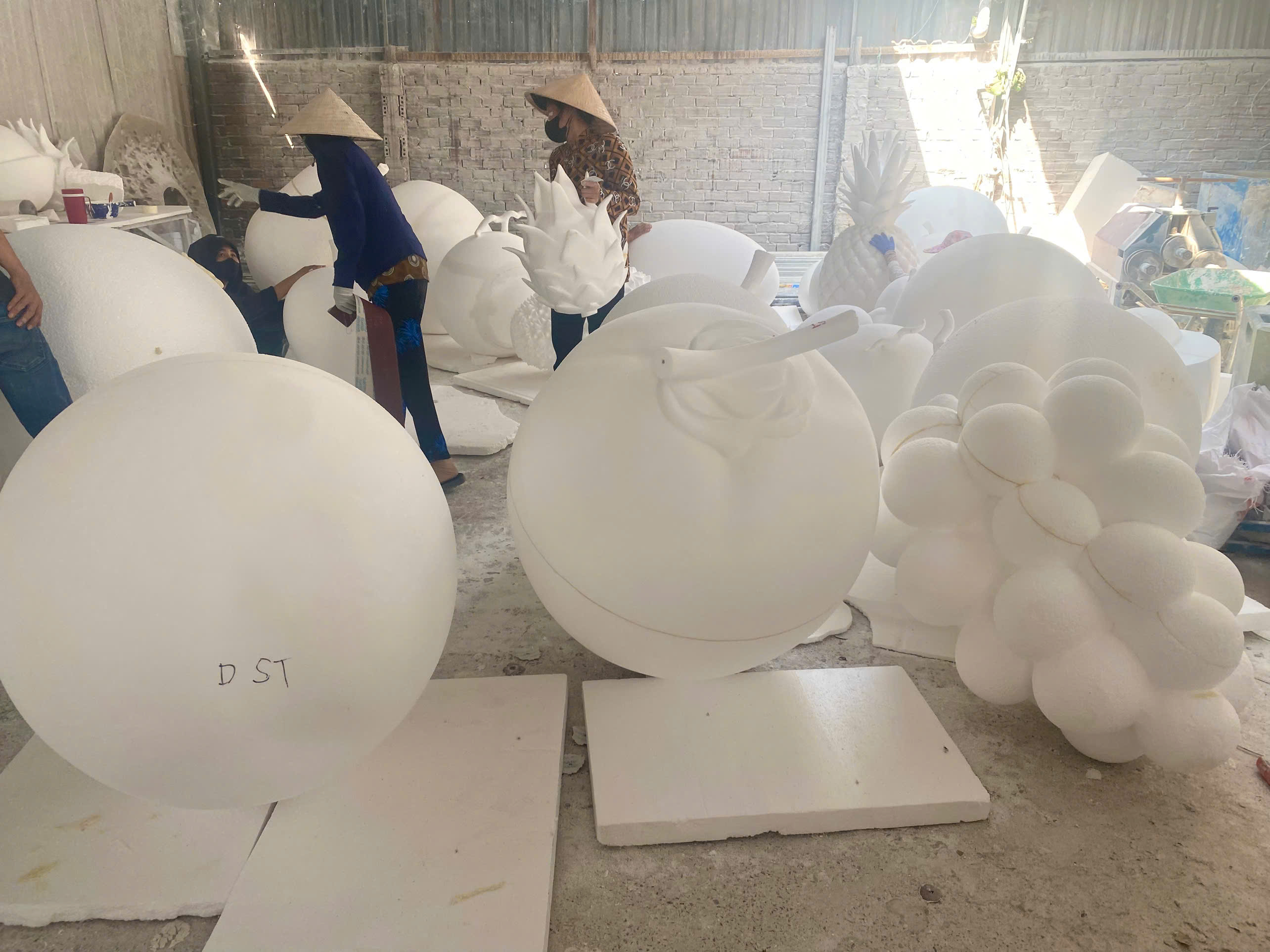 xuong-san-xuat-mo-hinh-xop-gia-si