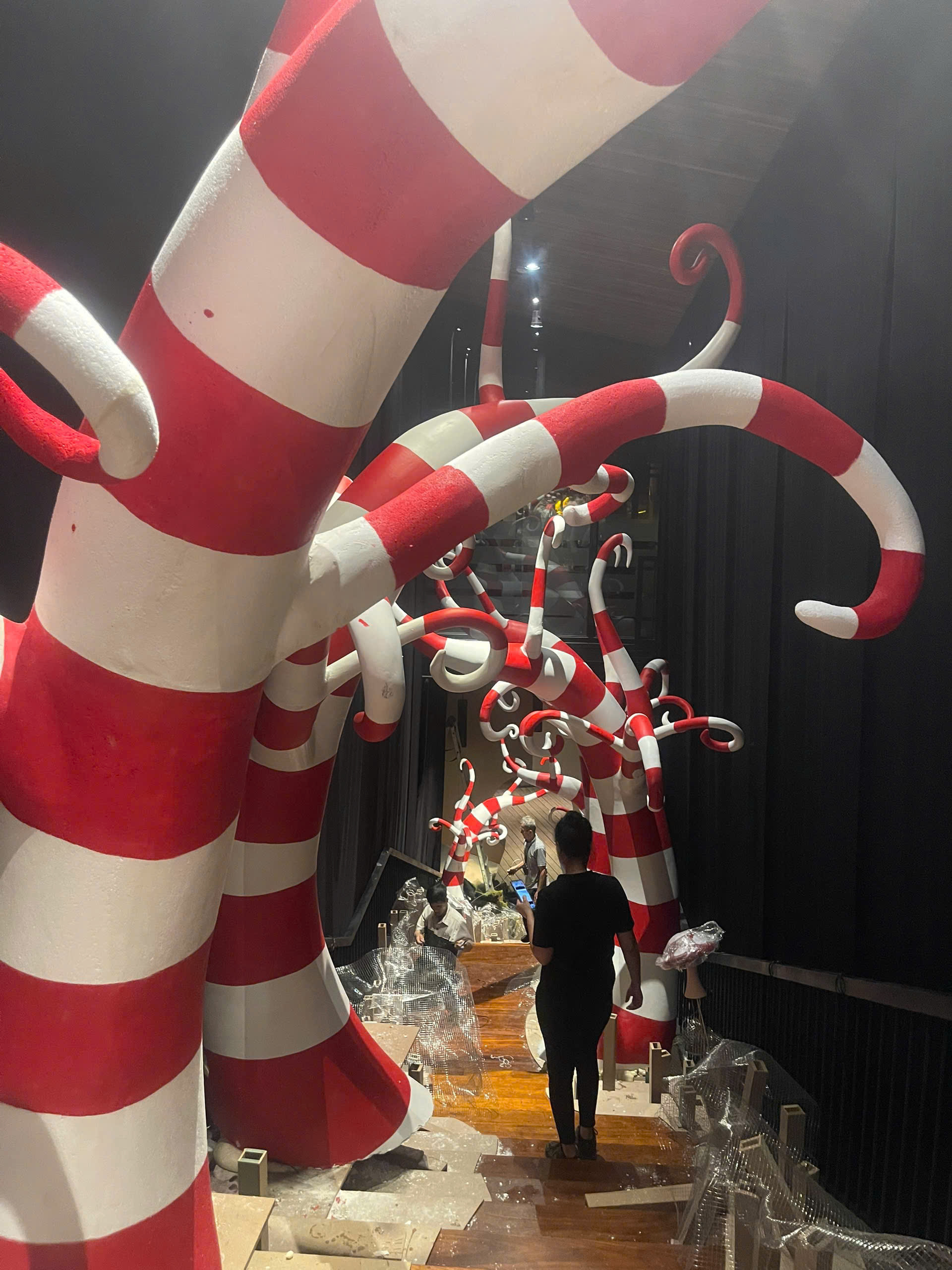 lam-mo-hinh-mut-xop-theo-thiet-ke-rieng