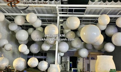 Trang Trí Quán Bằng Trái Trân Châu Nhựa Composite